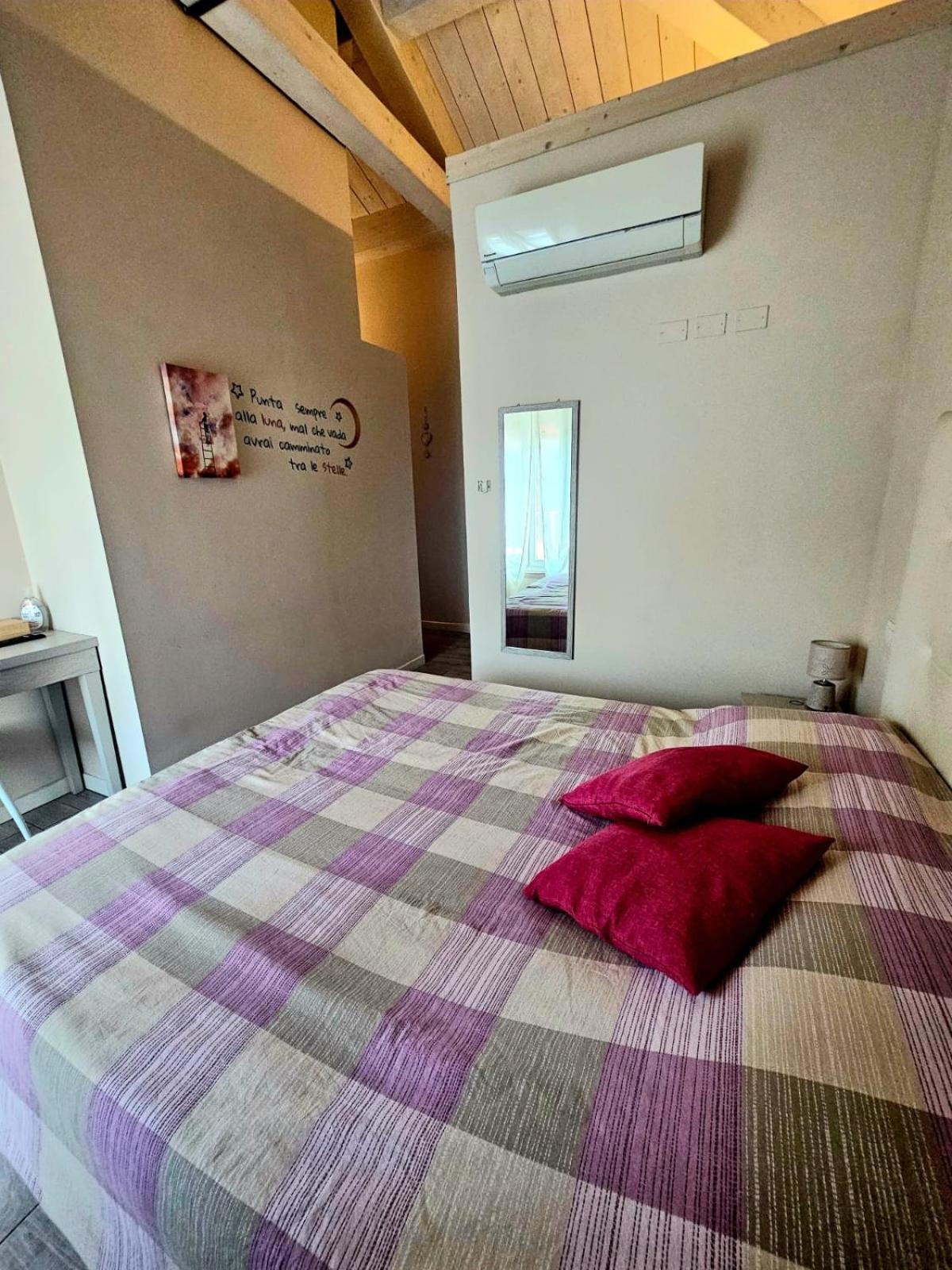 رافيننا Luna City المظهر الخارجي الصورة